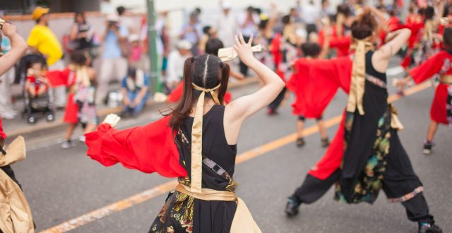 街のちびっこダンス大会